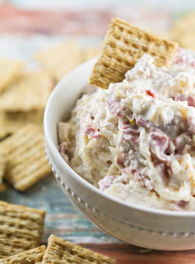 Crockpot Reuben Dip makes the best party food! - pipandebby.com