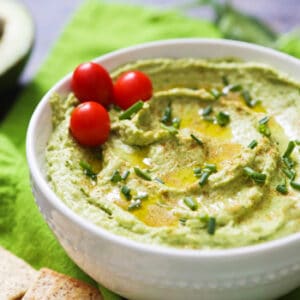 Spinach Avocado Hummus Recipe - pipandebby.com