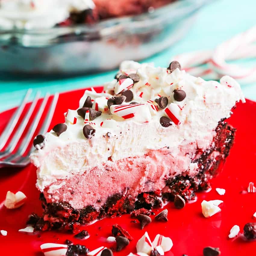 chick fil a peppermint milkshake - make a holiday pie! - Pip and Ebby