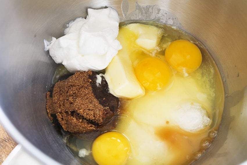 wet ingredients in a mixing bowl unmixed