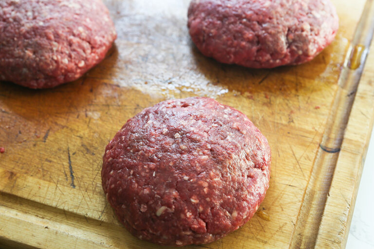 Juicy Lucy Burger - A Minnesota Cheese-Stuffed Favorite! - Pip and Ebby