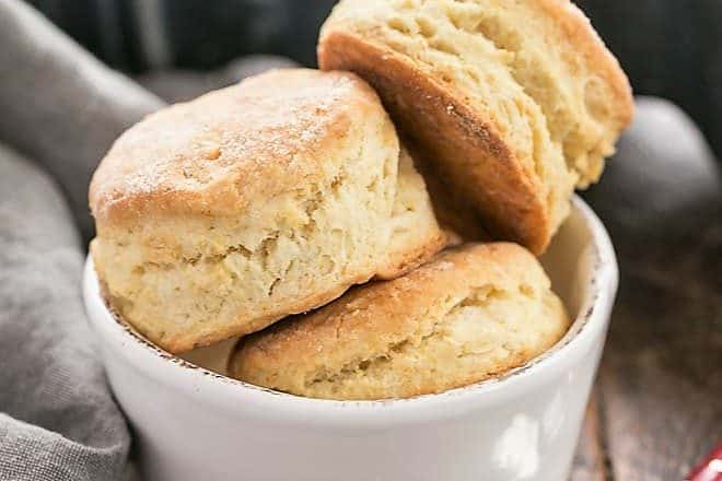 bowl of buttermilk biscuits