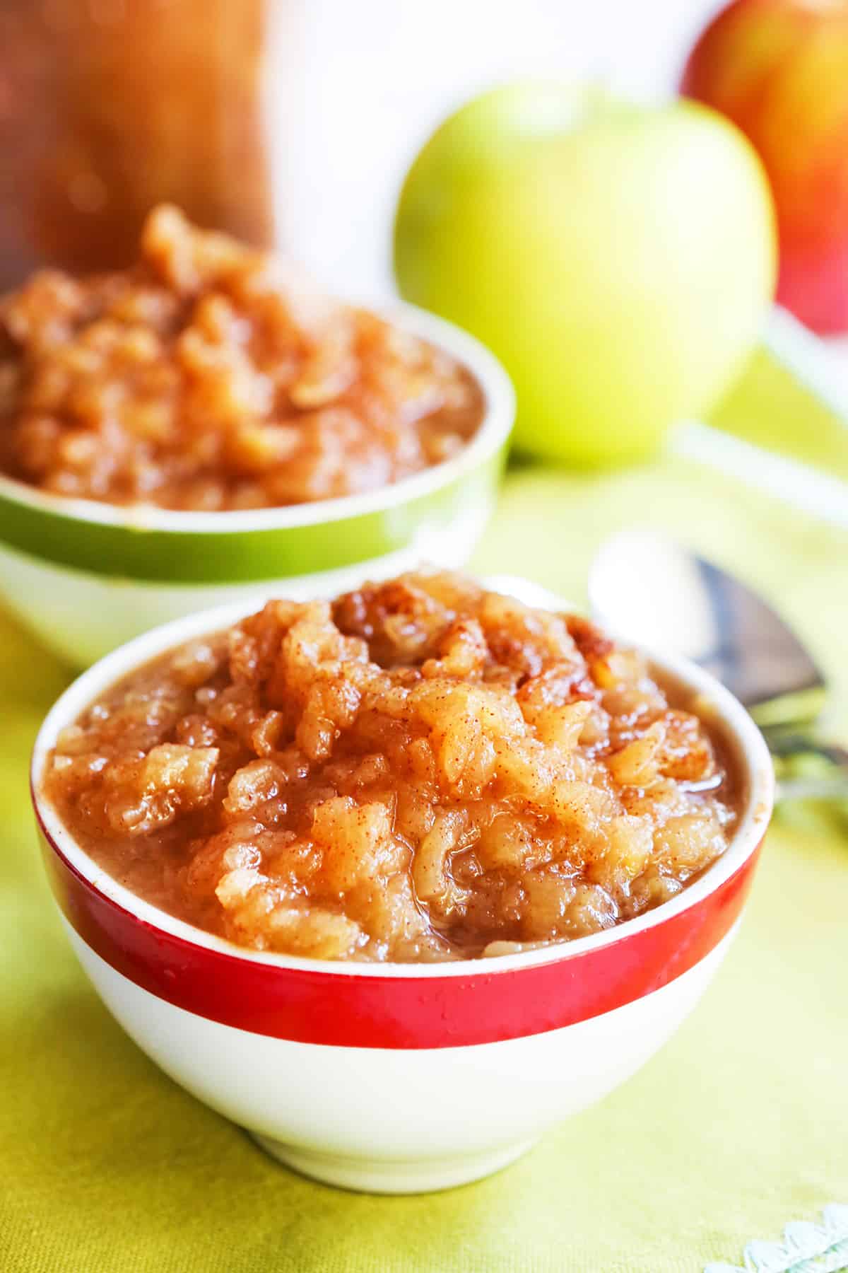 two small bowls of instant pot applesauce.