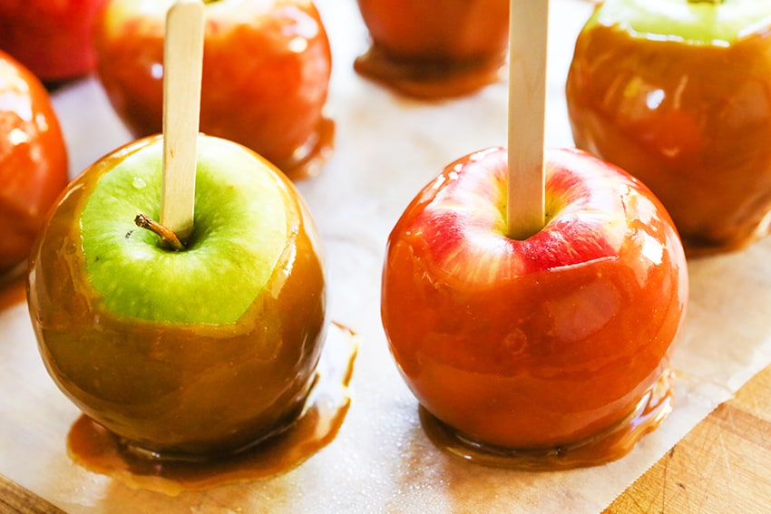 spooky caramel apples for fall 😍🍏🍯, caramel apples