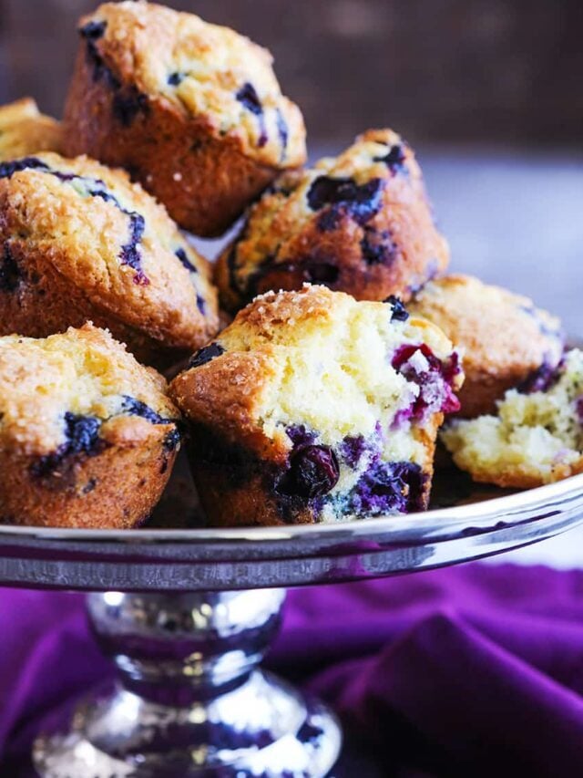 Jam-Packed Homemade Blueberry Muffins