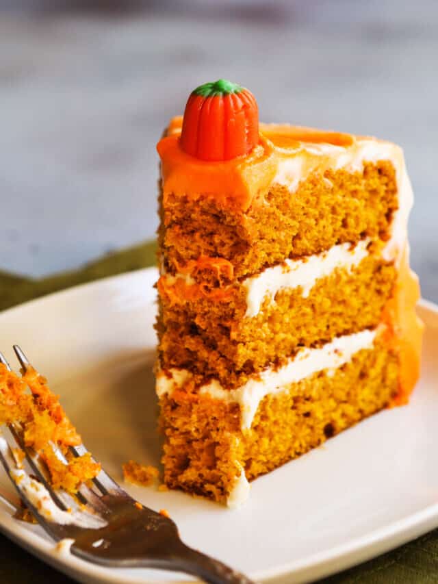 Pumpkin Layer Cake for Halloween Story