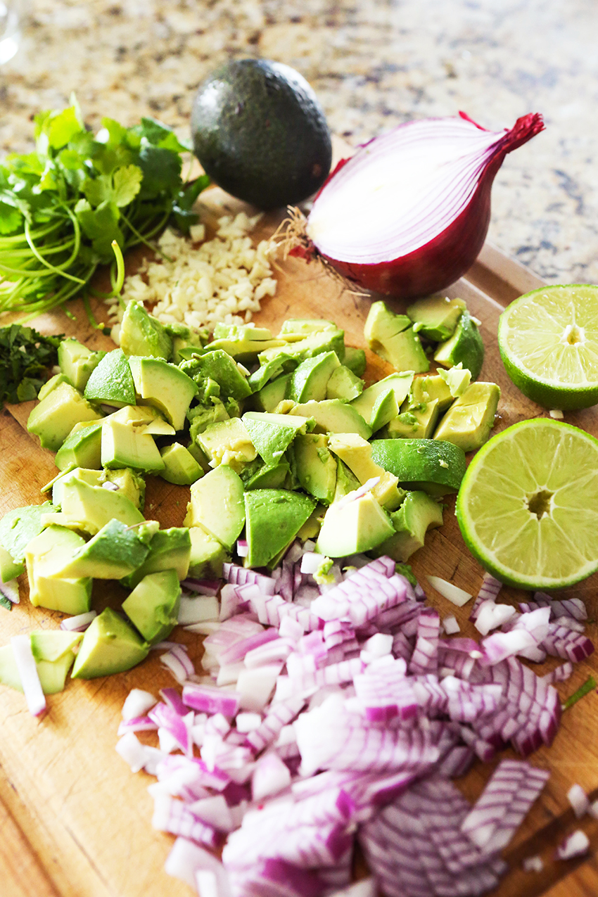 Best Way to Cut an Avocado With Ease! - Pip and Ebby