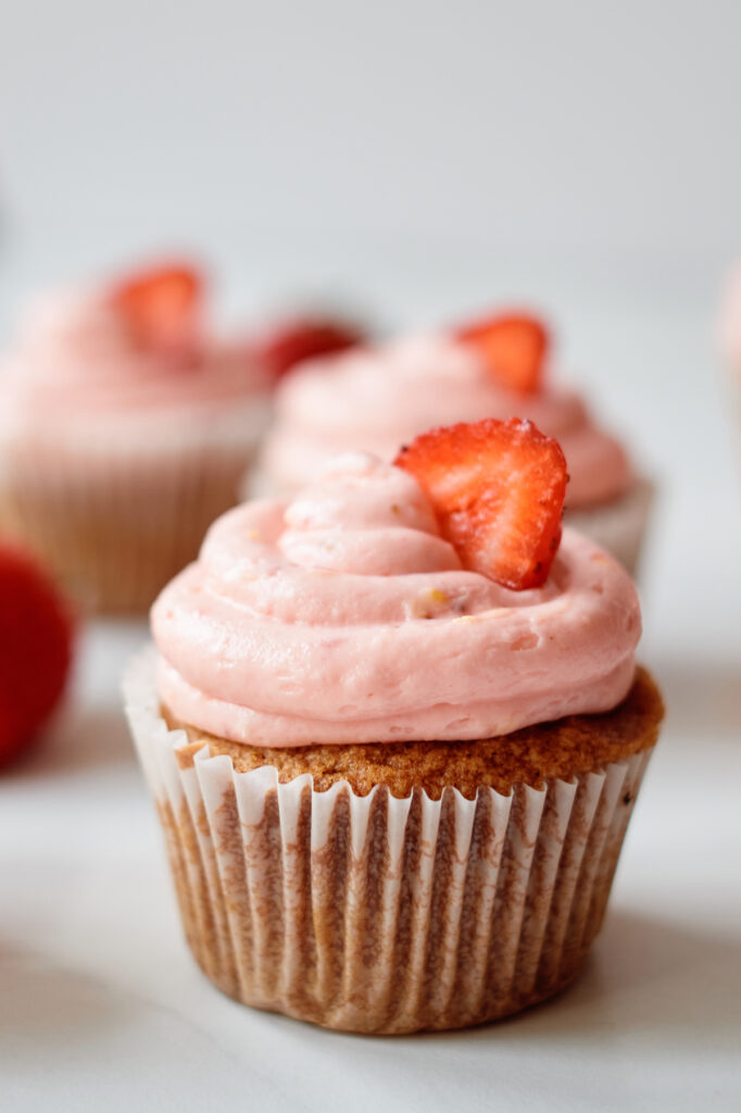 A strawberry churro cupcake. 