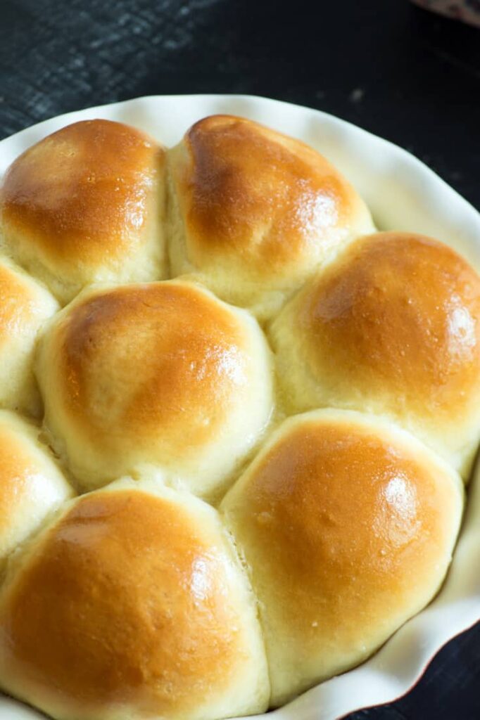 Hawaiian rolls in a bowl. 