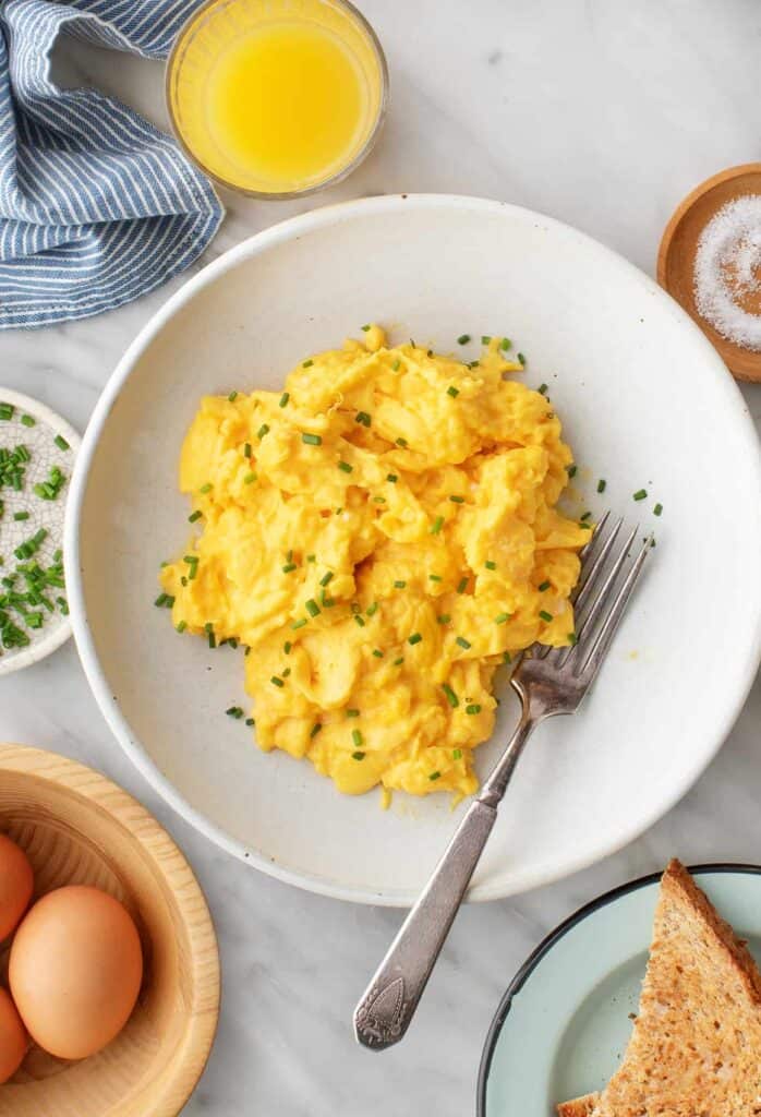 Plate of scrambled eggs. 