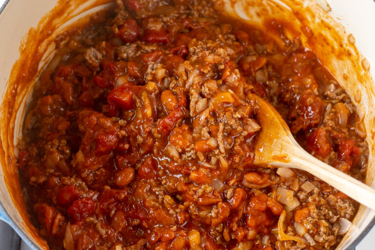 5 Ingredient Chili Recipe - Done in minutes! - Pip and Ebby