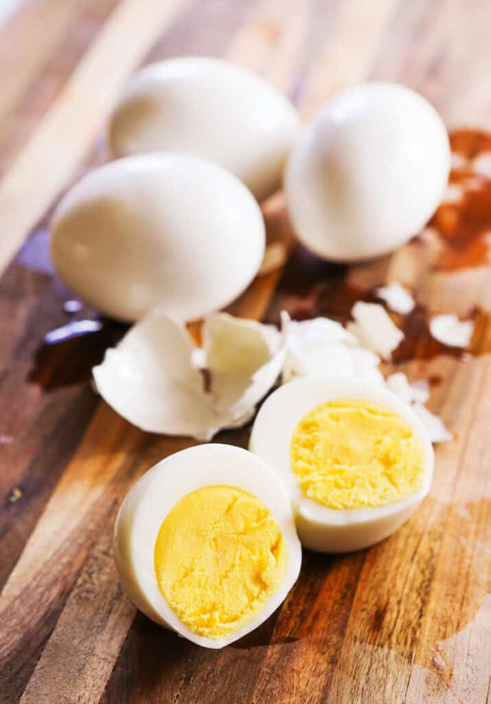 How To Hard Boil Fresh Eggs NO Green Yolks! Pip and Ebby