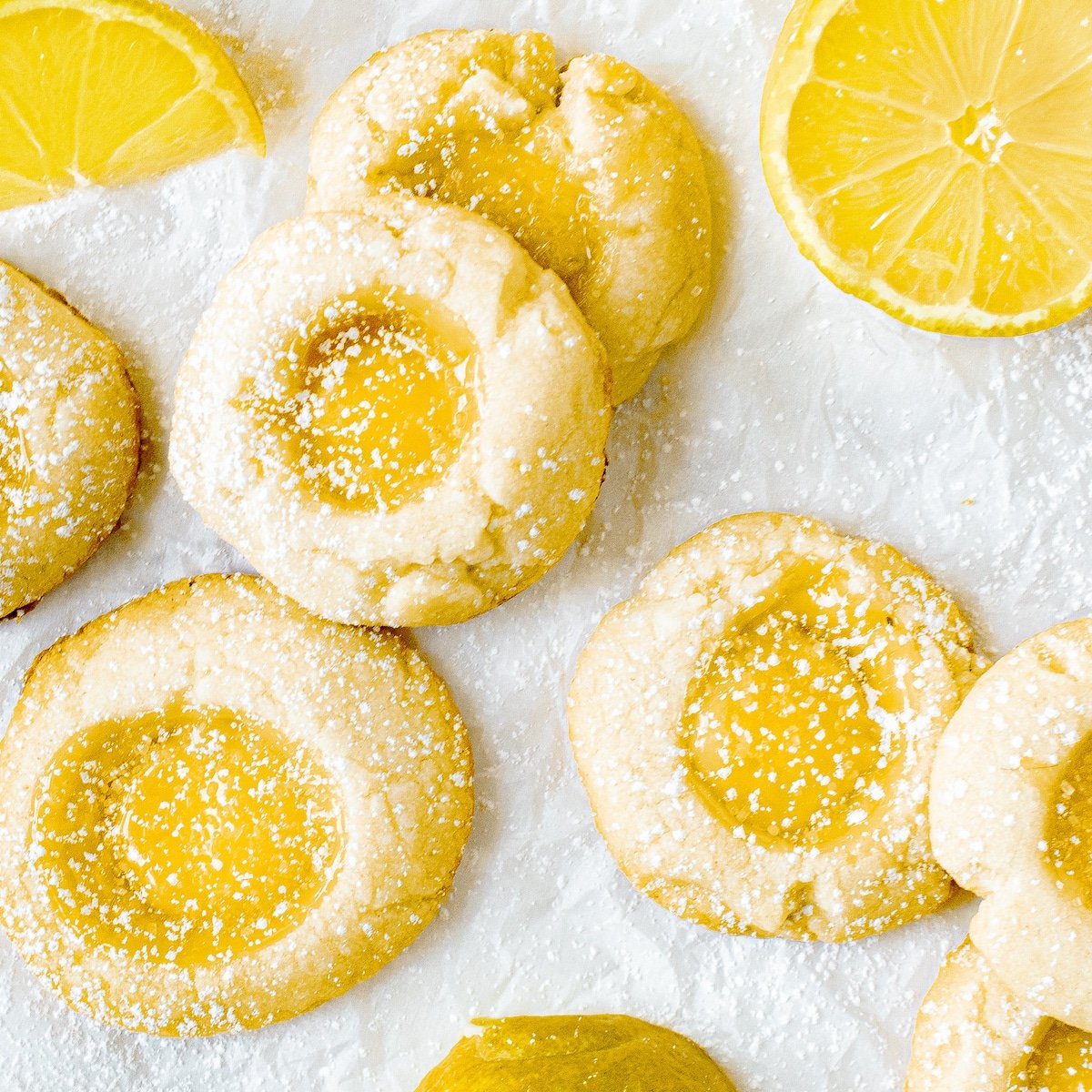 A bunch of lemon curd cookies. 