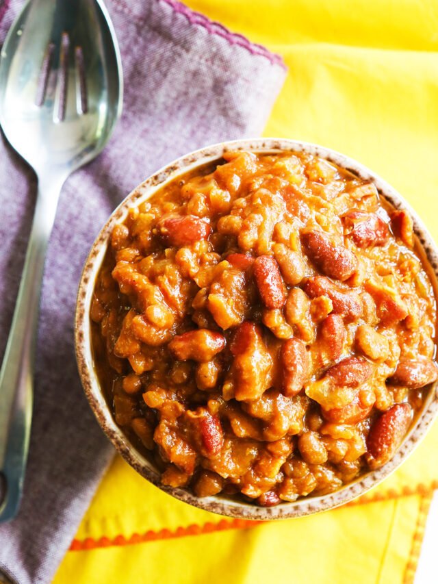 Baked Beans with Bacon in the Crockpot
