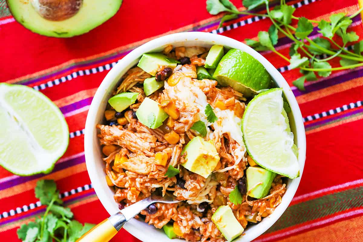 20-Minute Instant Pot Chicken Burrito Bowls - Pip and Ebby